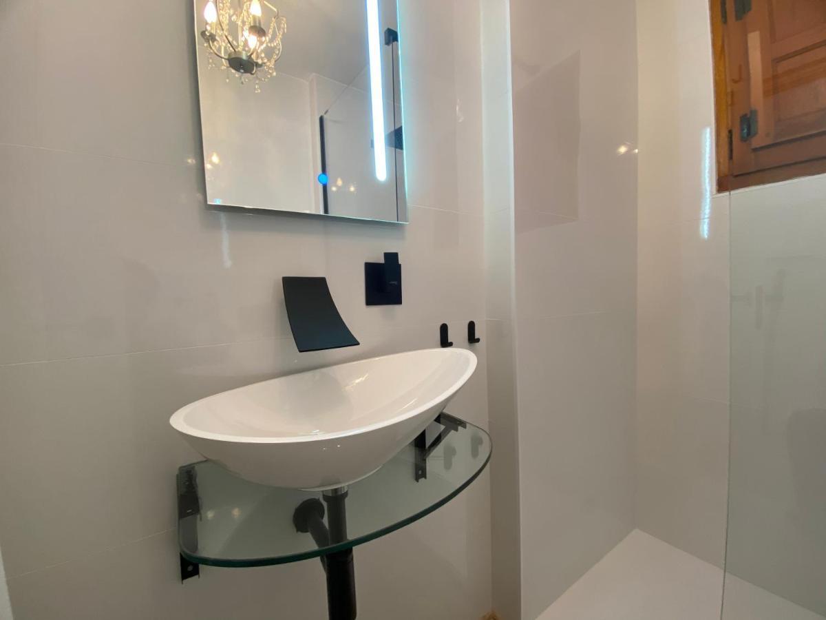 El Patio De San Pablo - Apartamento De Lujo En El Centro Con Parking Gratis Salamanca Kültér fotó